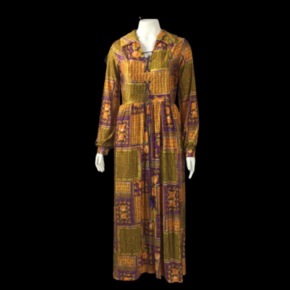 VINTAGE 60’s 70’s Midi Dress Small 10K